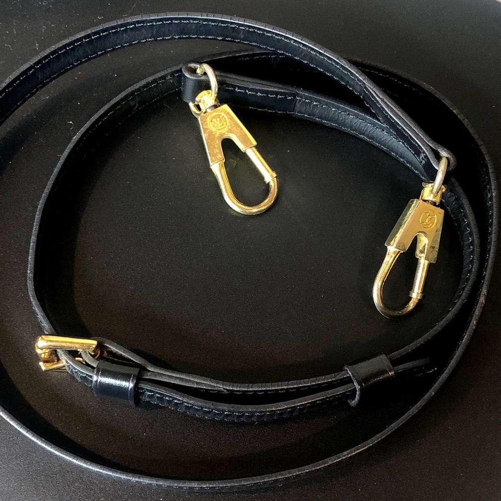 LOUIS VUITTON Adjustable Black Leather Strap with Gold Hardware - Picture 15 of 16